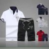 Ensemble tshirt col v et short